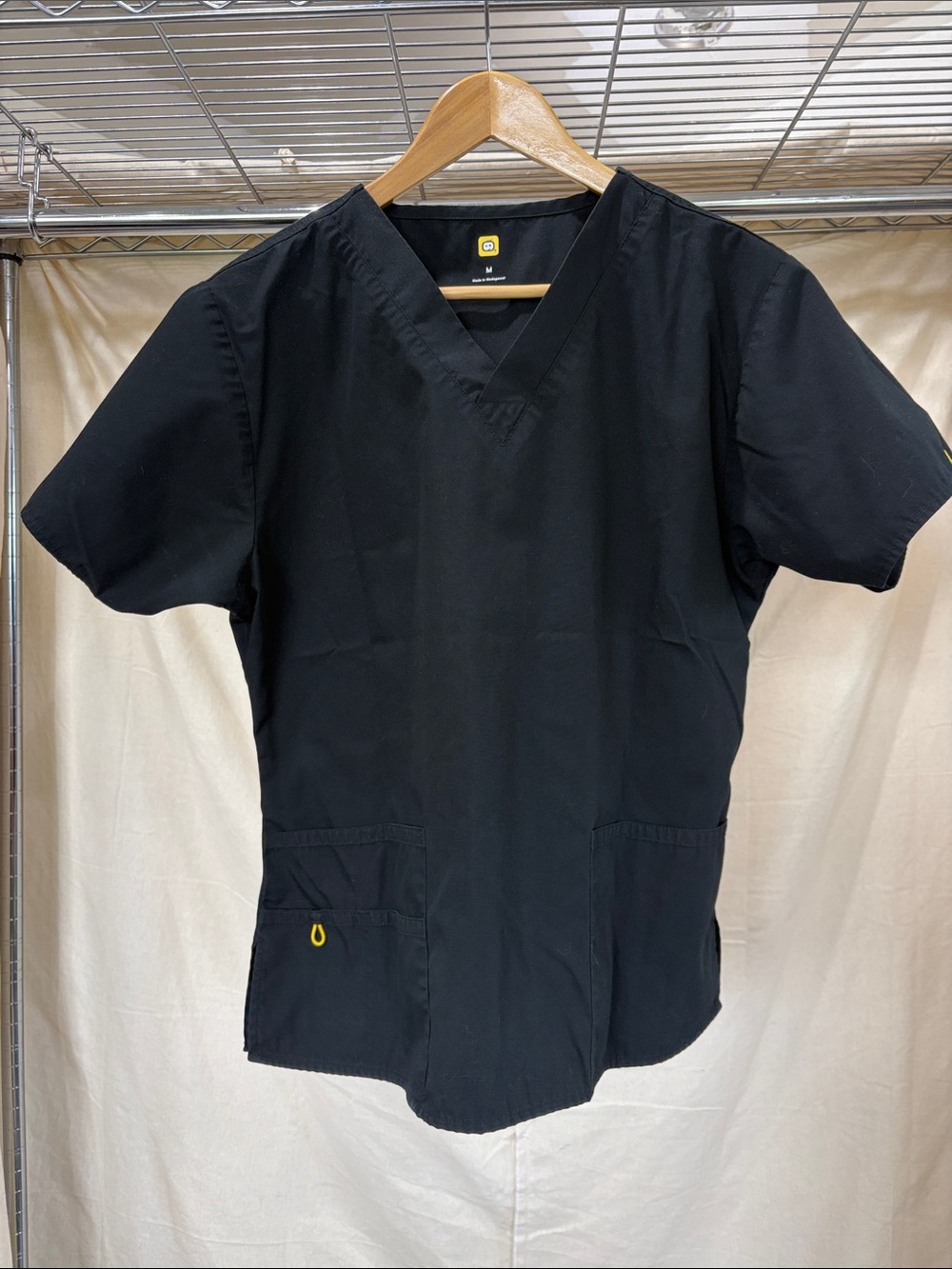 WonderWink Black V-Neck Short Sleeve Medical Scrub Top